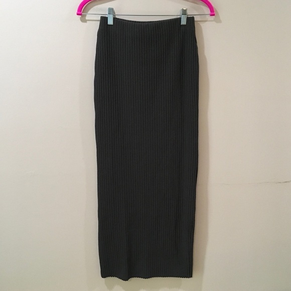 Zara ribbed Maxi skirt Knit Womens Small Dark grey High Rise New 2298/626 - Picture 1 of 8